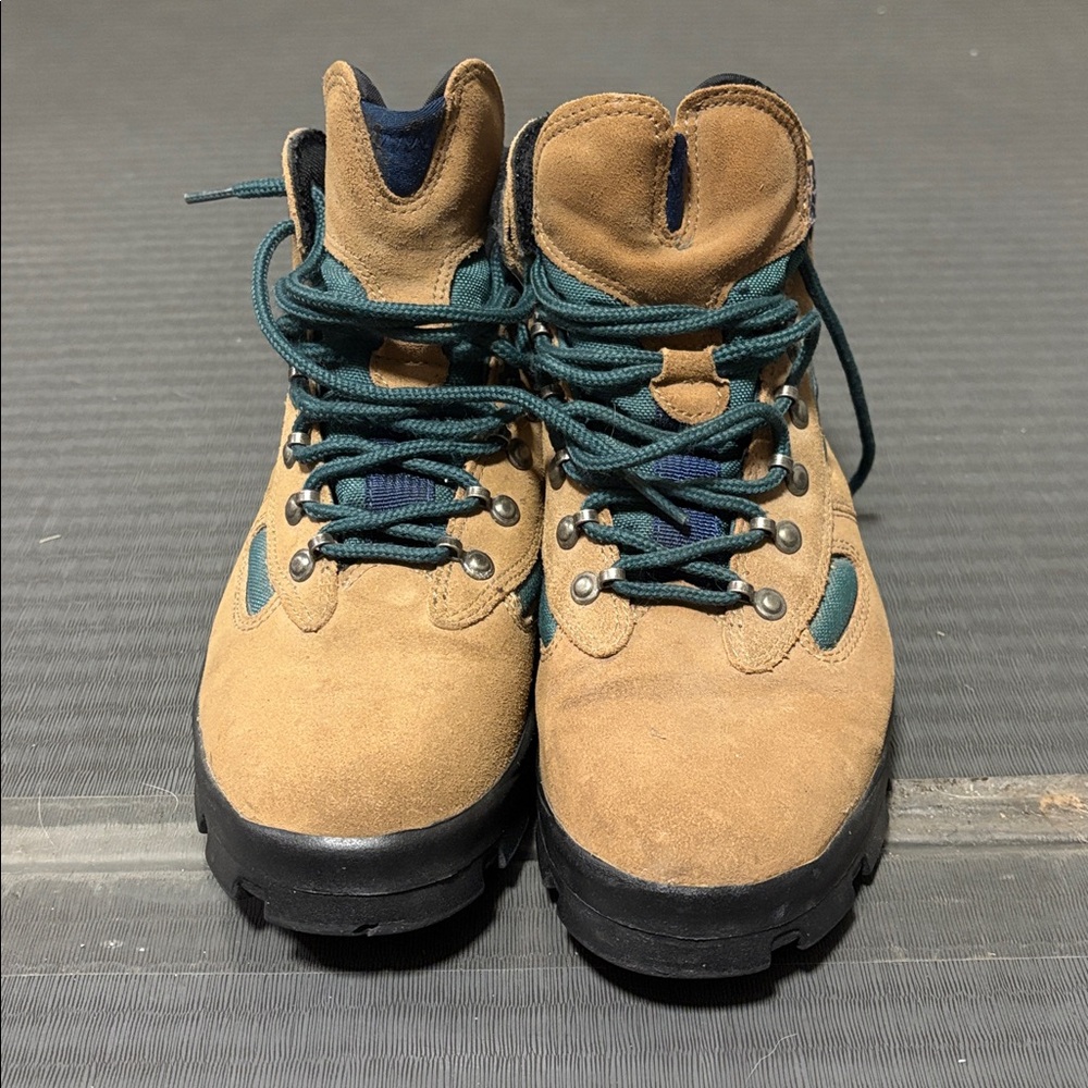 Nike Acg Boot - image 2